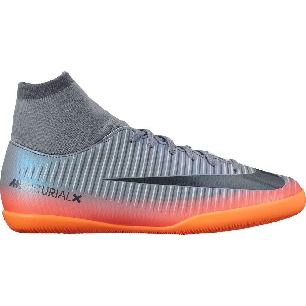 Chaussure de clearance foot nike cr7