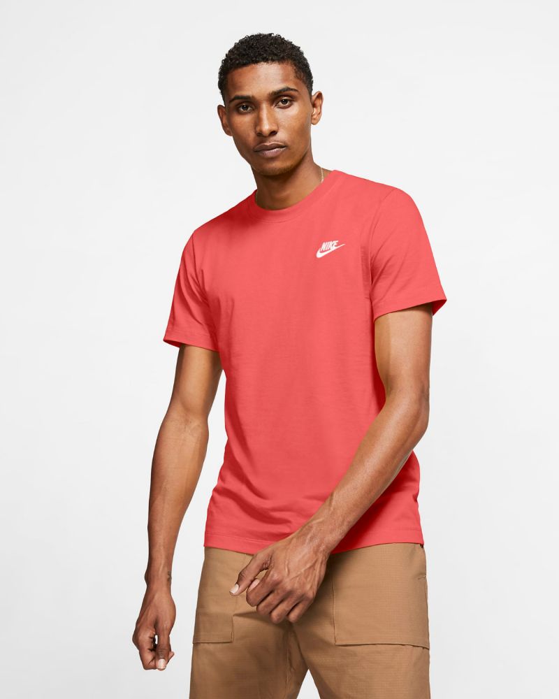 T-shirts Nike Sportswear Club Tee Orange