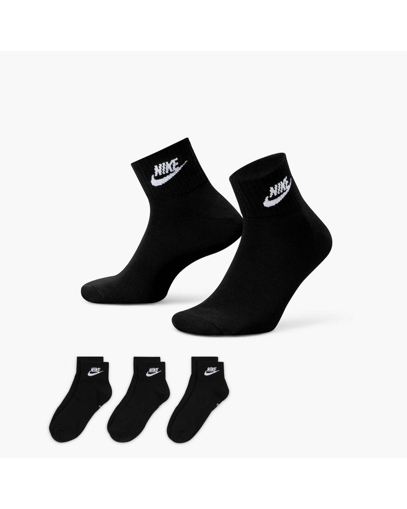 Nike Sportswear Dri-FIT Everyday Essential Crew Socks (3 Pairs). Nike AU