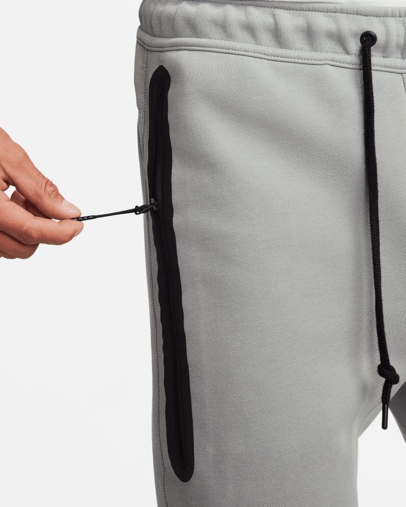 Calças de jogging Nike Tech Fleece Slim Fit para homem em cinzento- acinzentado