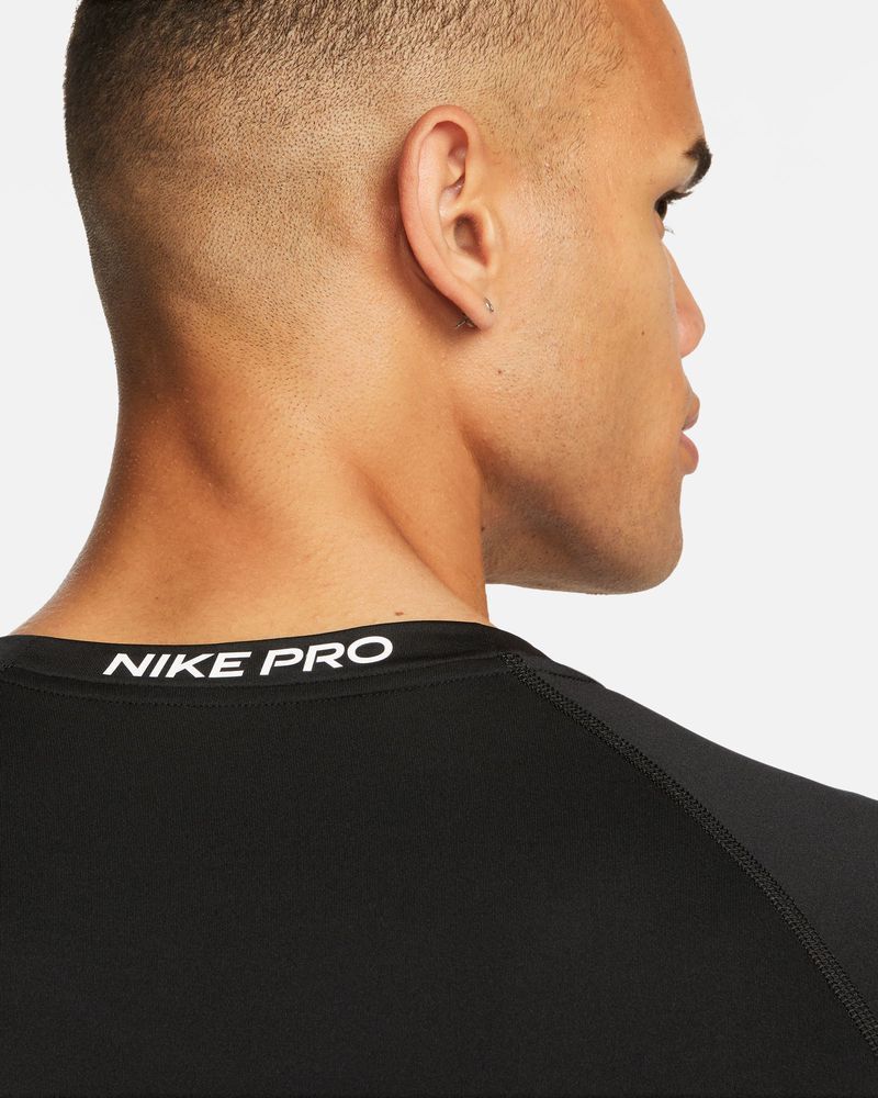 Top de fitness Nike Pro Dri-FIT Tight para homem