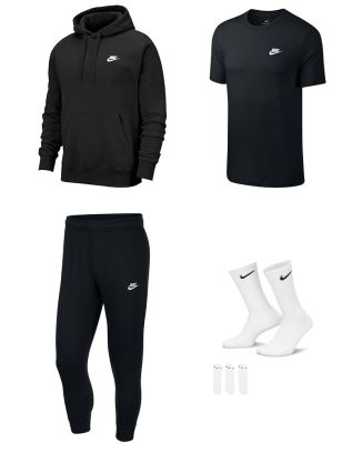 Set producten Nike Sportswear voor Mannen. Sweatshirt + Joggingbroek + T-shirt + Sokken (4 artikelen)