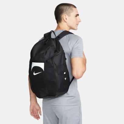 Imagenes de mochilas nike para hombres online