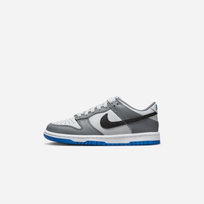 chaussures nike dunk low gris enfant fb9109 001