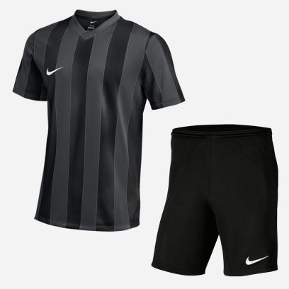 Set producten Nike Striped Division V voor Heren. Jersey + Korte broek (2 artikelen)