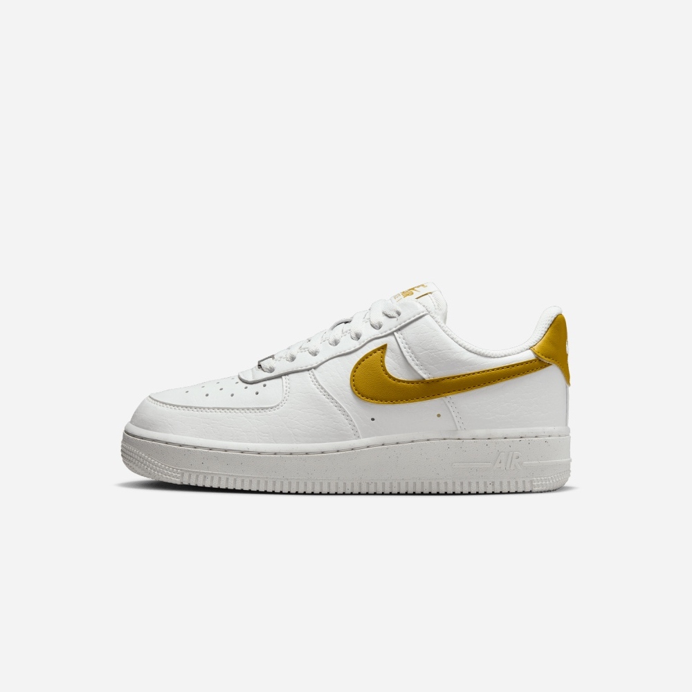 Nike air force 1 blanc et or on sale