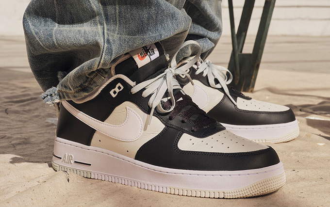 Zoom sur une paire de chaussures Nike Air Force One