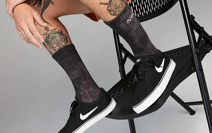 Zoom sur chaussures Nike noir pour le skate