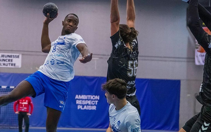 Maillot Nike personnalisé du club de handball d'Antibes