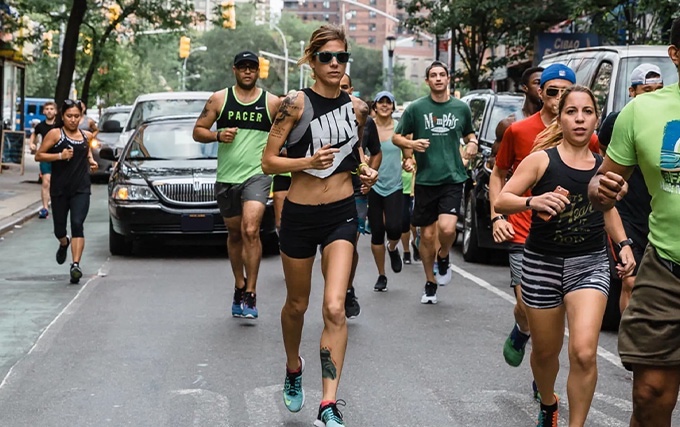 Course marathon dans une ville